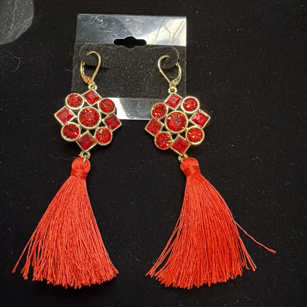 Vintage BOHO Red tassel Earrings Bohemian Dangle Jewelry Liz Claiborne Geometric